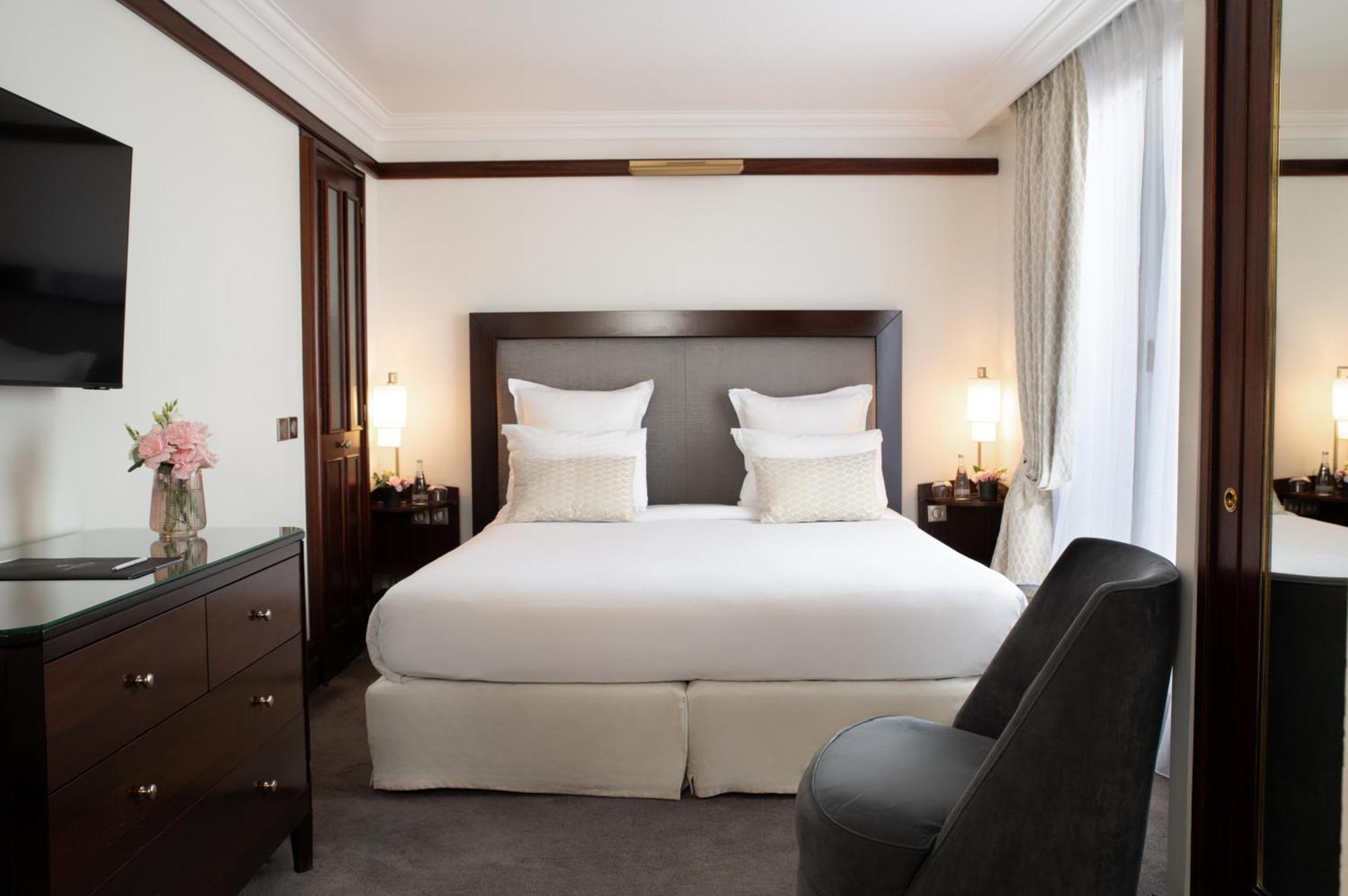 Hotel Pont Royal 5*