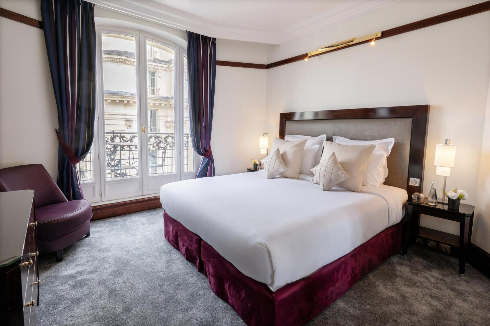 Pont Royal 5* Paris